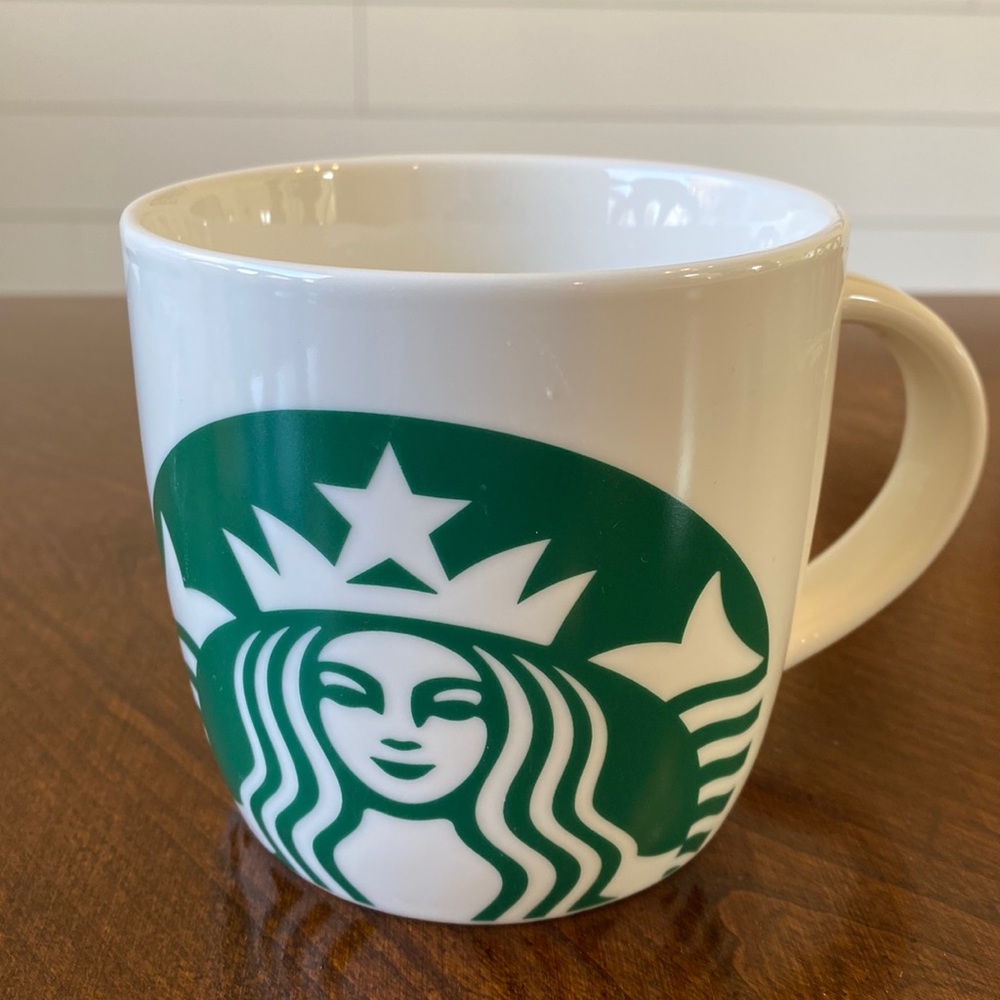 Starbucks Coffee Green and White Mermaid Siren Logo Coffee Drinking Mug
